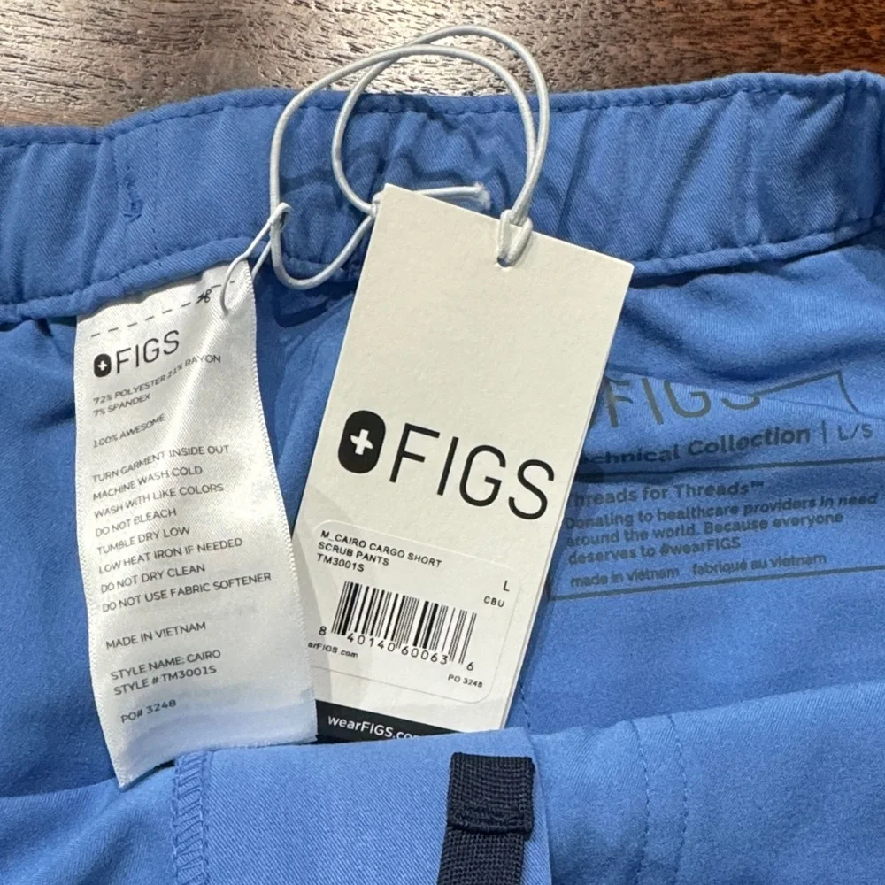 FIGS: Cairo Cargo short scrub pants